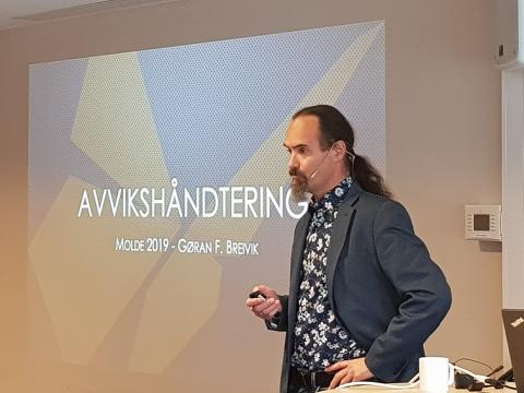 Gøran F. Breivik, konsulent i Transcendent Group Norge AS gikk gjennom avvikshåndtering. Foto: Jan Aakvik/IKAMR.