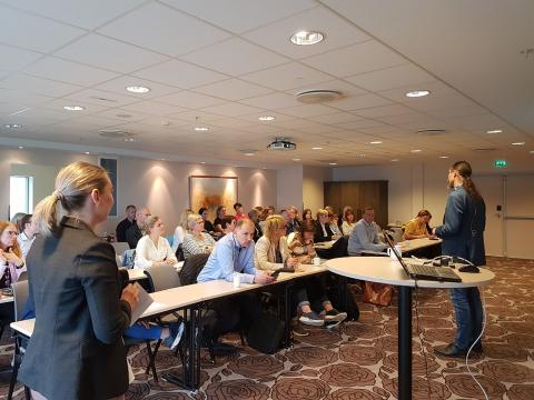 Fagdag i Molde. Thea Helen Rølsåsen og Gøran F. Breivik. Foto: Jan Aakvik/IKAMR.