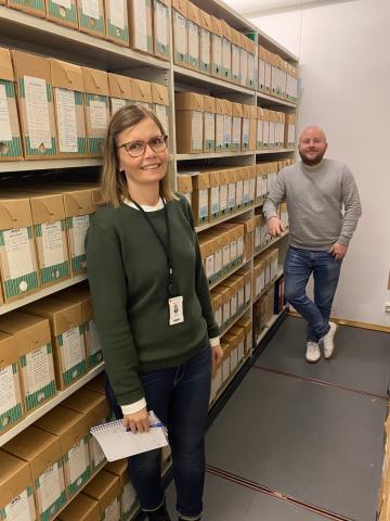 Oddrun Skomsøy, leiar for publikumssenteret og Torstein Skeide Olsen, IKAMR – Foto: Geir Håvard Ellingseter, IKAMR