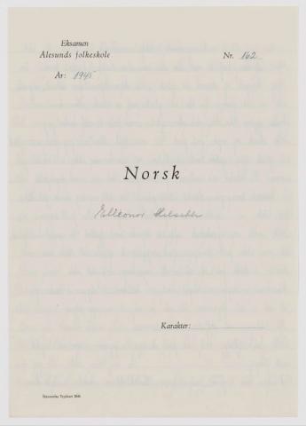 Bilde av ei eksamensframside i norsk, våren 1945